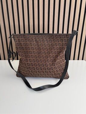 Auth VTG FENDI Bag